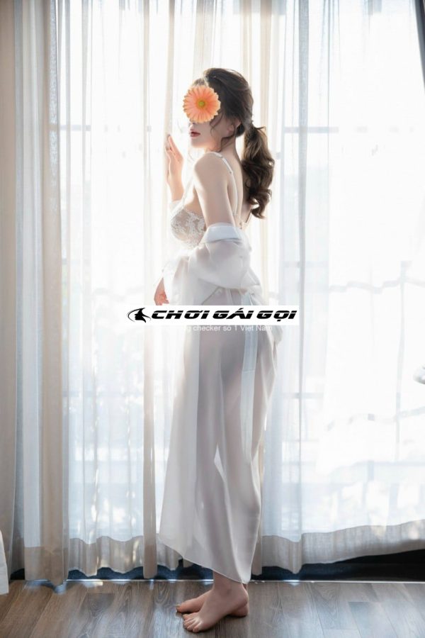 Ảnh to gái gọi Model Cẩm Nhung - 2000 - 1